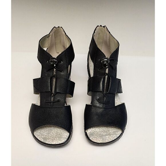 Black T-Strap Sandals with Wedge Heel EUC - Picture 6 of 7